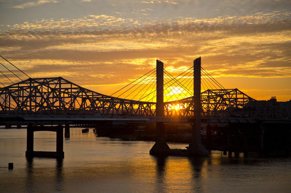 Sheraton Louisville Riverside Hotel Jeffersonville Esterno foto