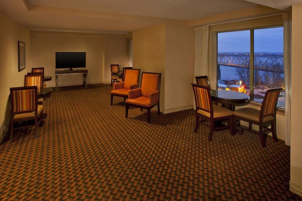 Sheraton Louisville Riverside Hotel Jeffersonville Esterno foto