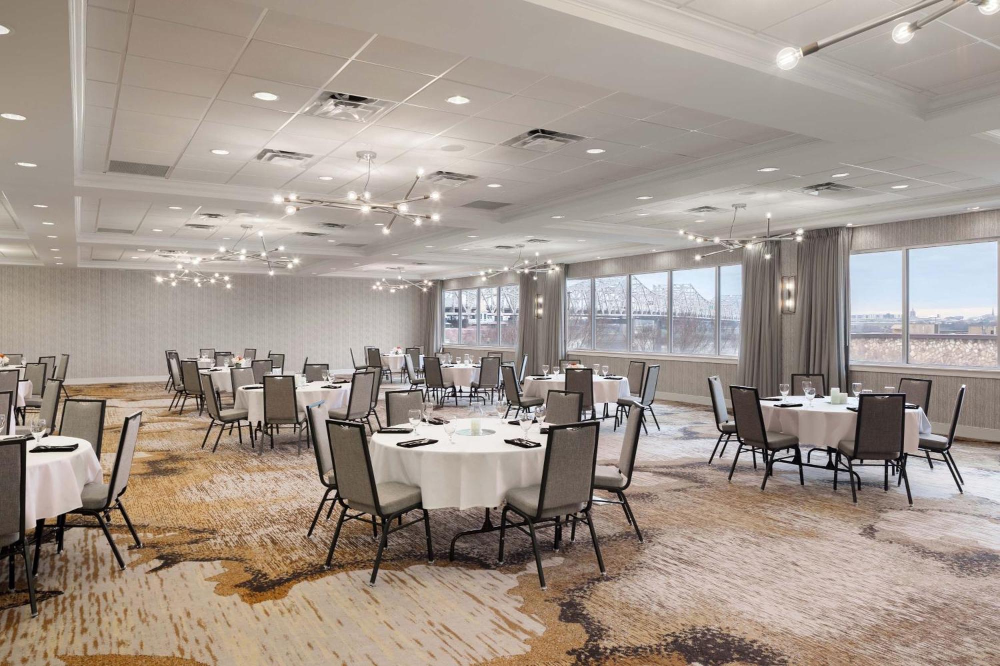 Sheraton Louisville Riverside Hotel Jeffersonville Esterno foto