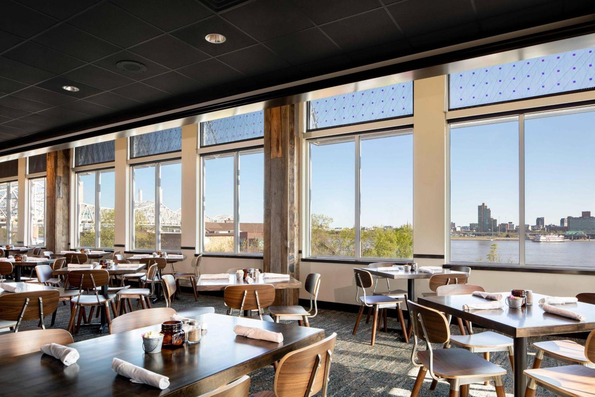 Sheraton Louisville Riverside Hotel Jeffersonville Esterno foto